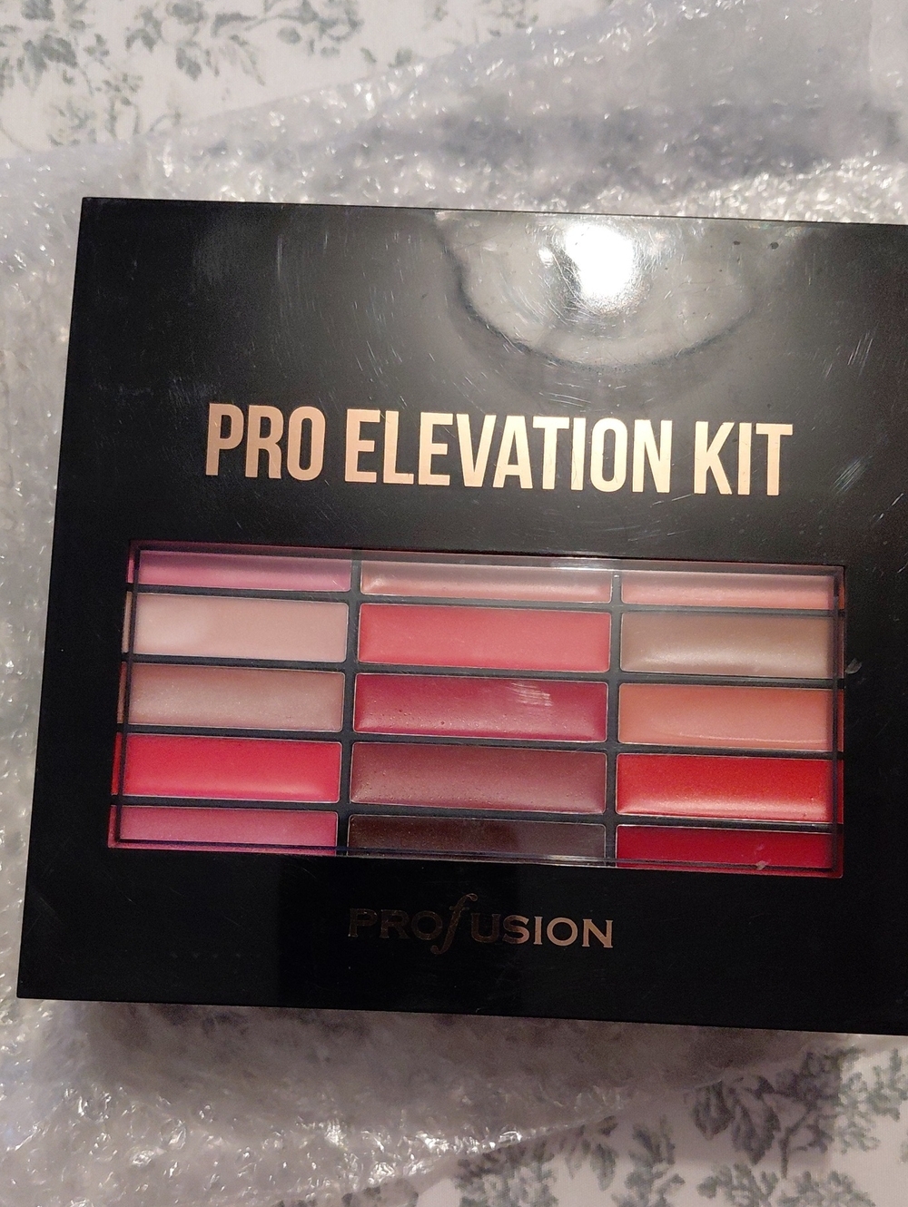Profusion Cosmetics Lip Palette — Assorted Pink, Red & Nude Shades